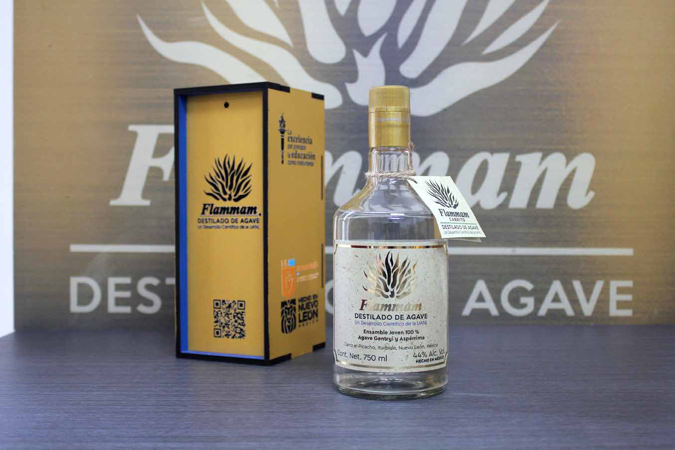 Botella Flammam 750ml con caja de presentación
